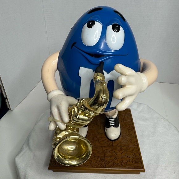 Vintage Blue M&M Candy Dispenser with a Saxophone. (C) - Picture 2 of 5